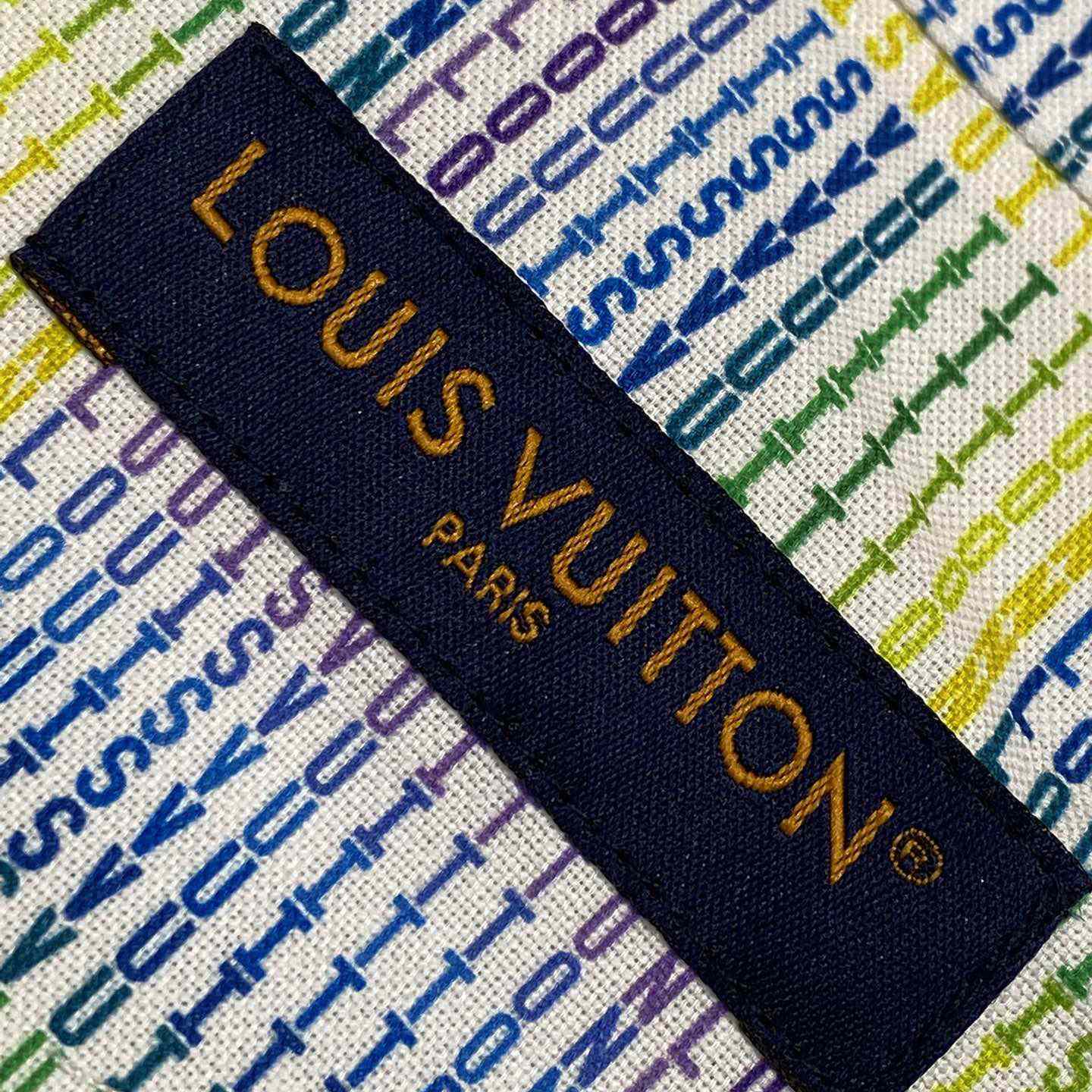 Louis Vuitton Graphic Printed Short-Sleeved Shirt    1AGTQG - DesignerGu