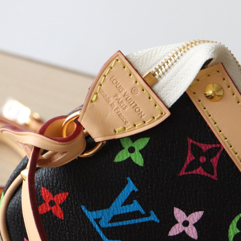  Louis Vuitton Pouch Pochette  22*13cm   M92649 - DesignerGu