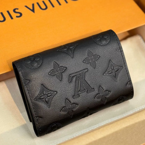 Louis Vuitton Victor Wallet   M12635 - DesignerGu