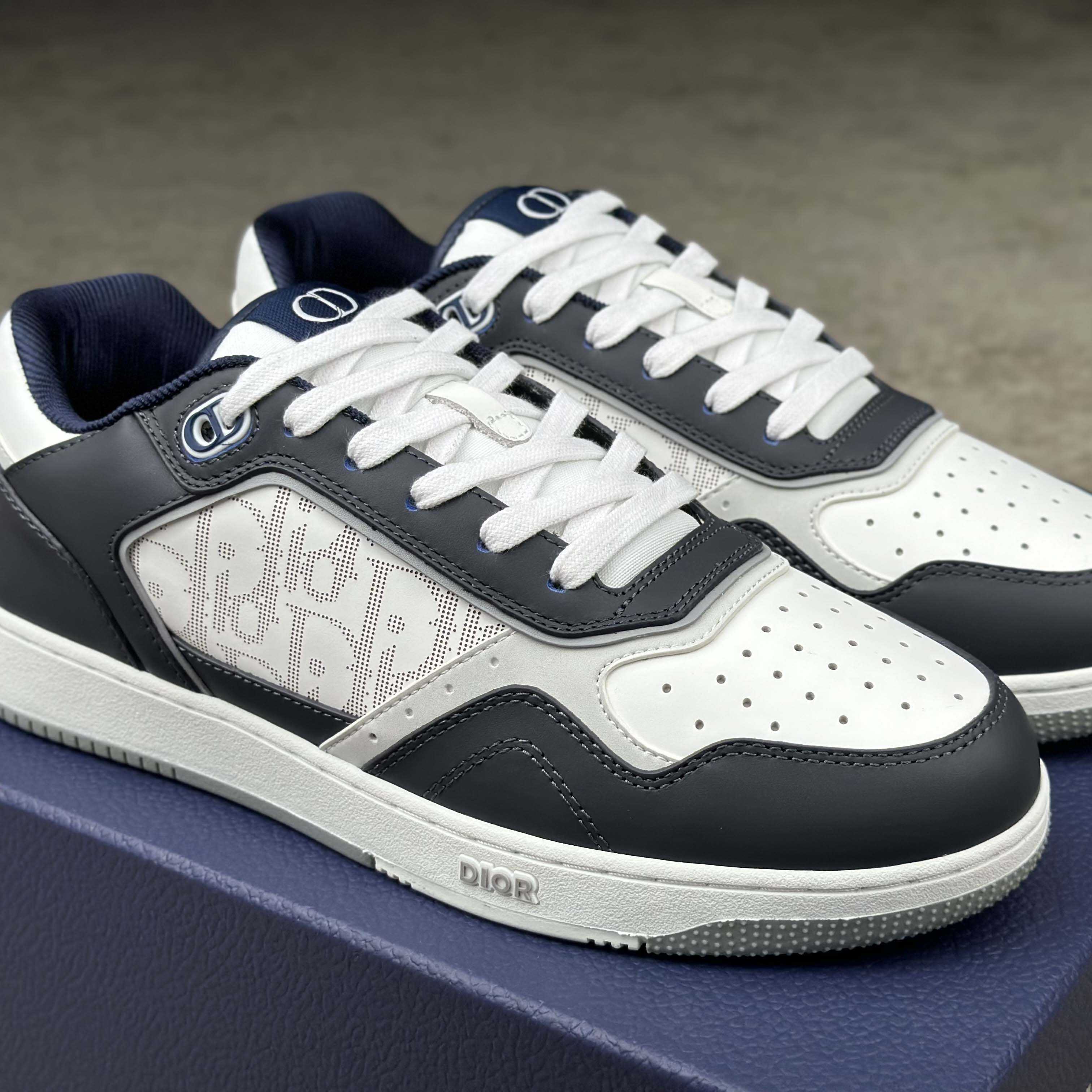 Dior B27 Low-Top Sneaker  - DesignerGu
