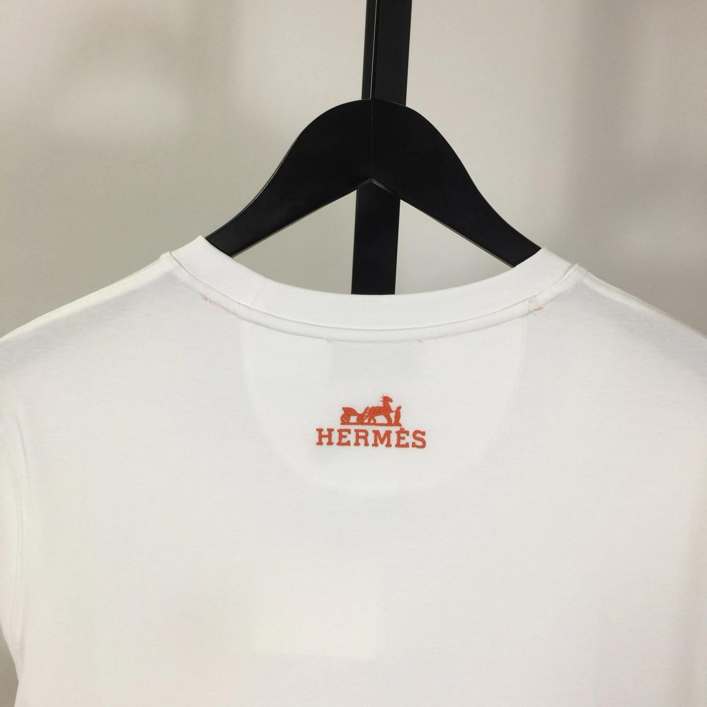 Loewe Logo T-shirt In Cotton - DesignerGu