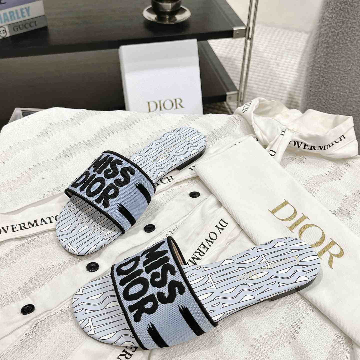 Dior Dway Slide  - DesignerGu