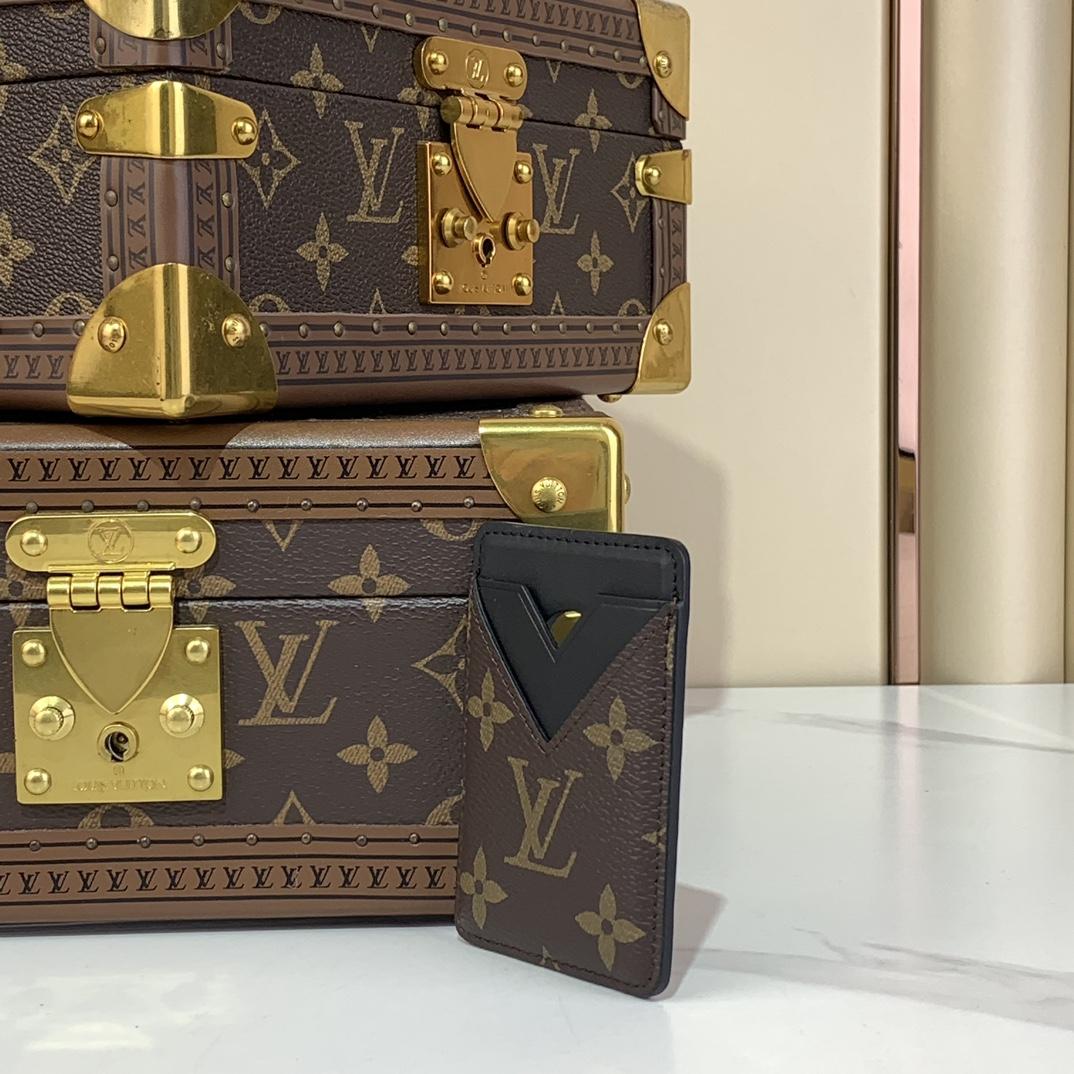 Louis Vuitton Porte-Cartes Magnet  M13185 - DesignerGu
