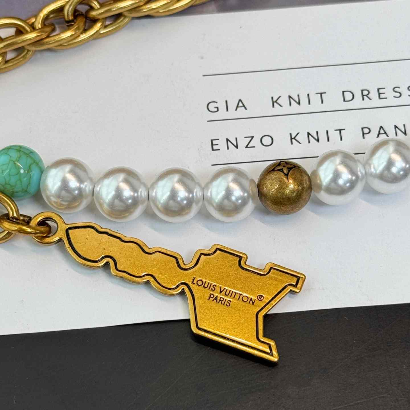 Louis Vuitton Pearls Chain Belt and Bag Charm   M02097 - 