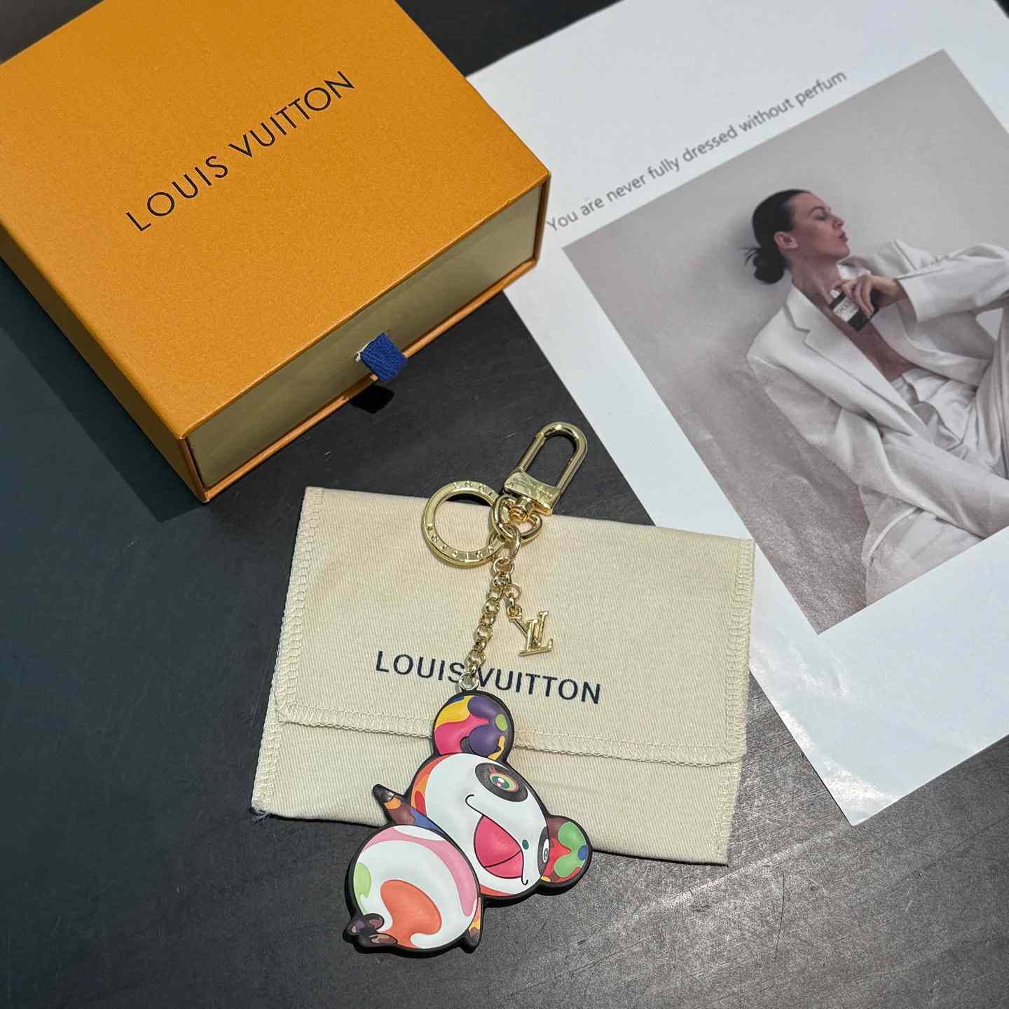 Louis Vuitton LV x TM Superflat Panda Key Holder   M02467 - DesignerGu