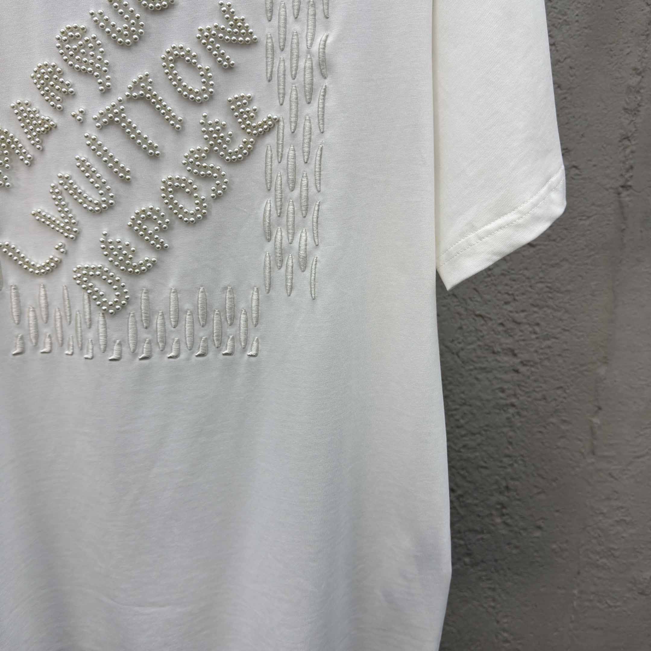 Louis Vuitton Embroidered Signature Cotton T-Shirt  1AFV77 - DesignerGu