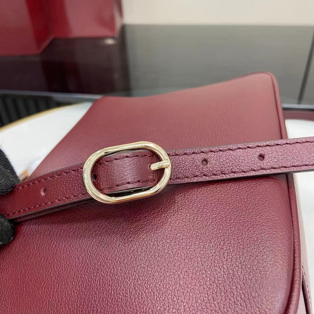 Gucci Diana Small Shoulder Bag - DesignerGu