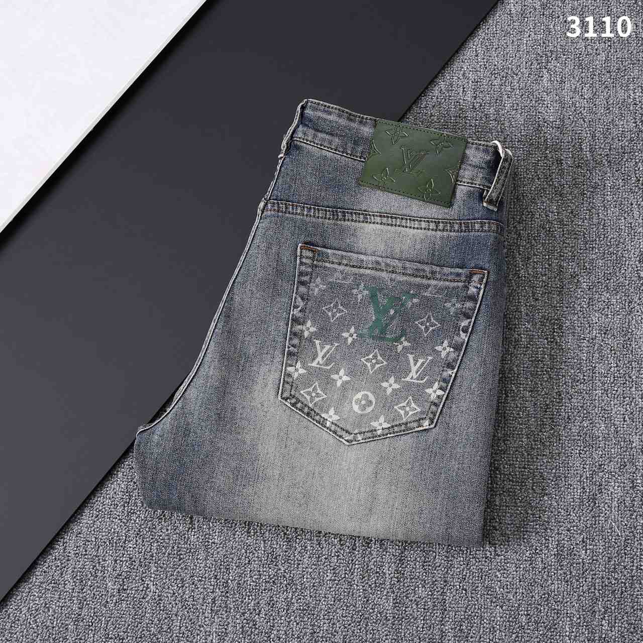 Louis Vuitton Jeans - DesignerGu