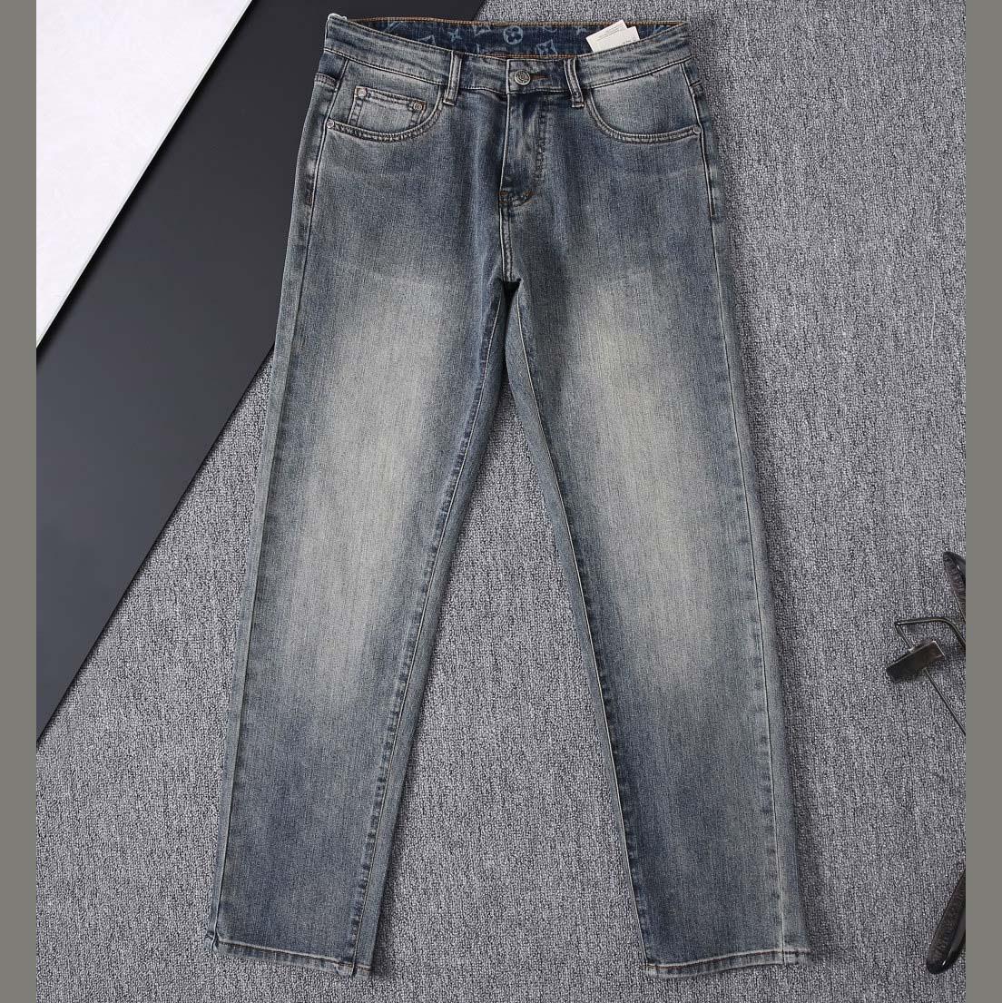 Louis Vuitton Jeans - DesignerGu