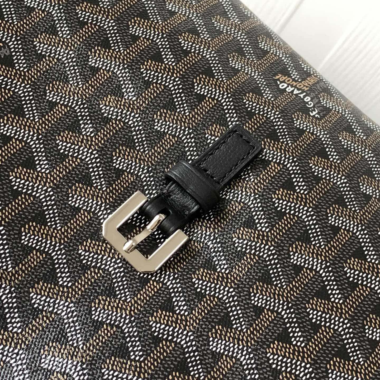 Goyard Capetien Messenger Bag    - DesignerGu