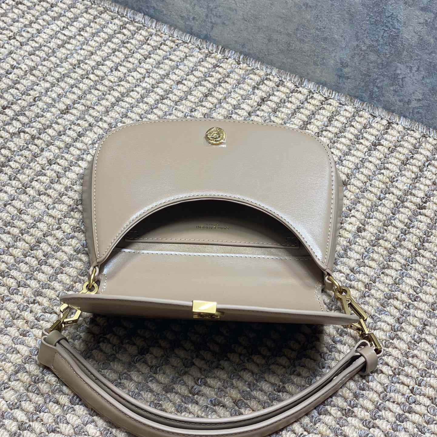 Saint Laurent Voltaire Top Handle In Box Saint Laurent - DesignerGu