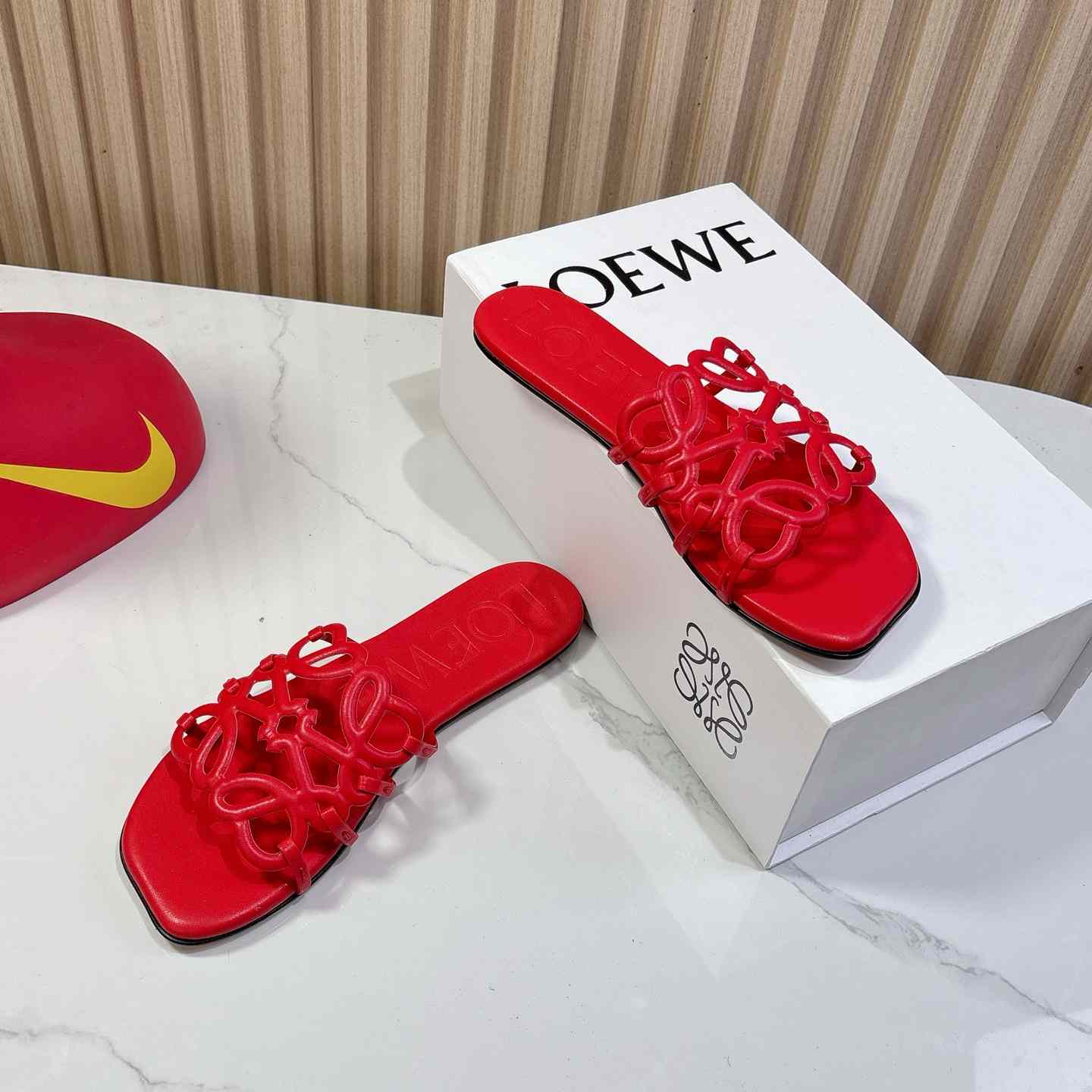 Loewe Petal Anagram Slide In Soft Calfskin - DesignerGu