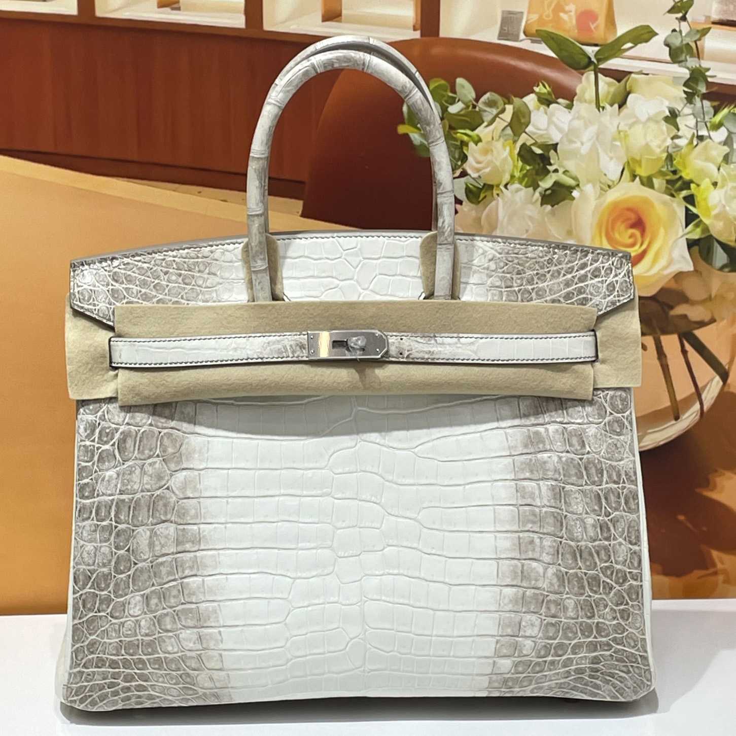Hermes Birkin Crocodile White   35cm - DesignerGu