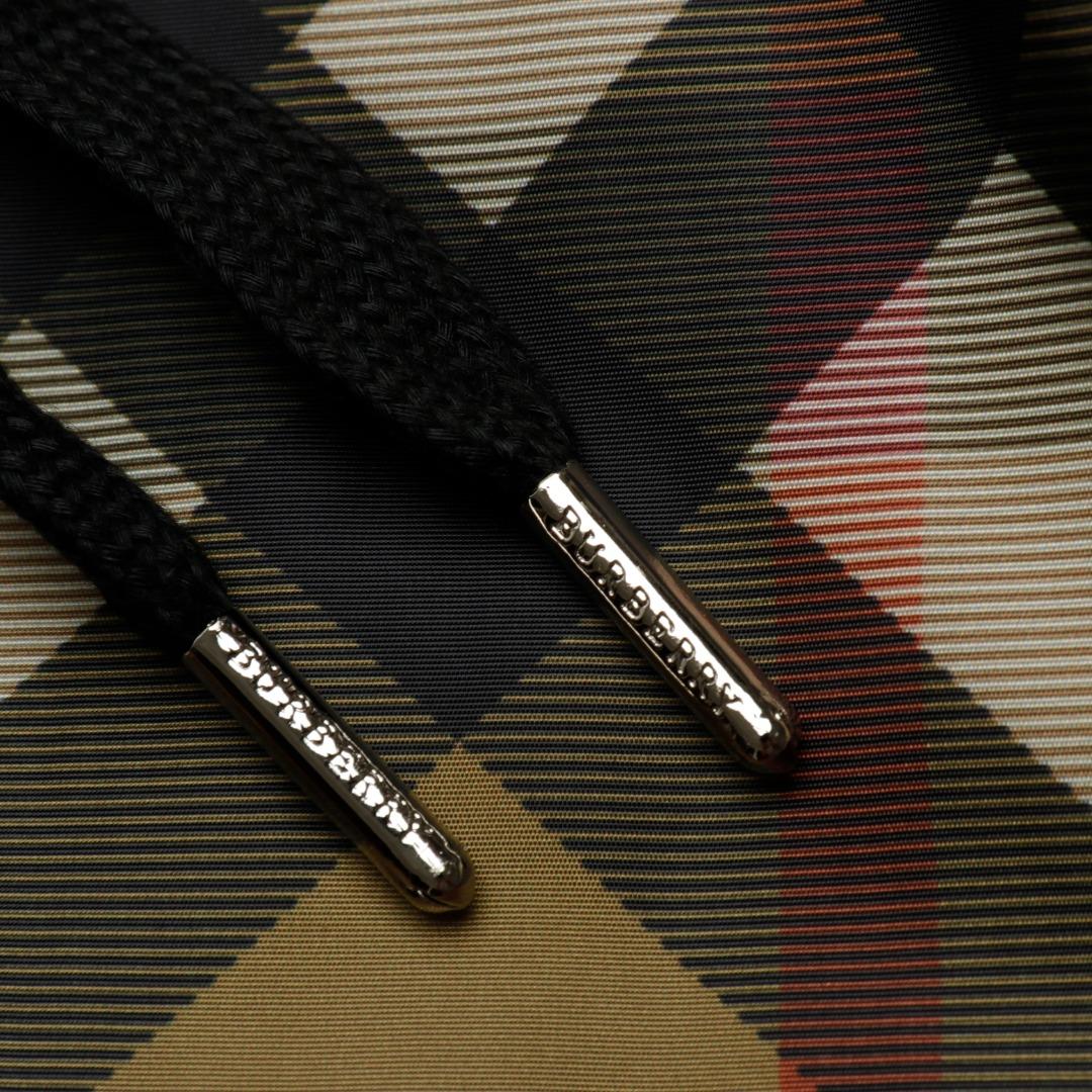 Burberry Check Nylon Jacket  - DesignerGu