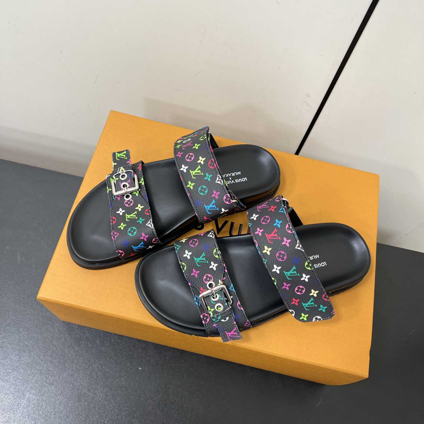 Louis Vuitton LV x TM Bom Dia Flat Comfort Mule   1AGXUB - DesignerGu