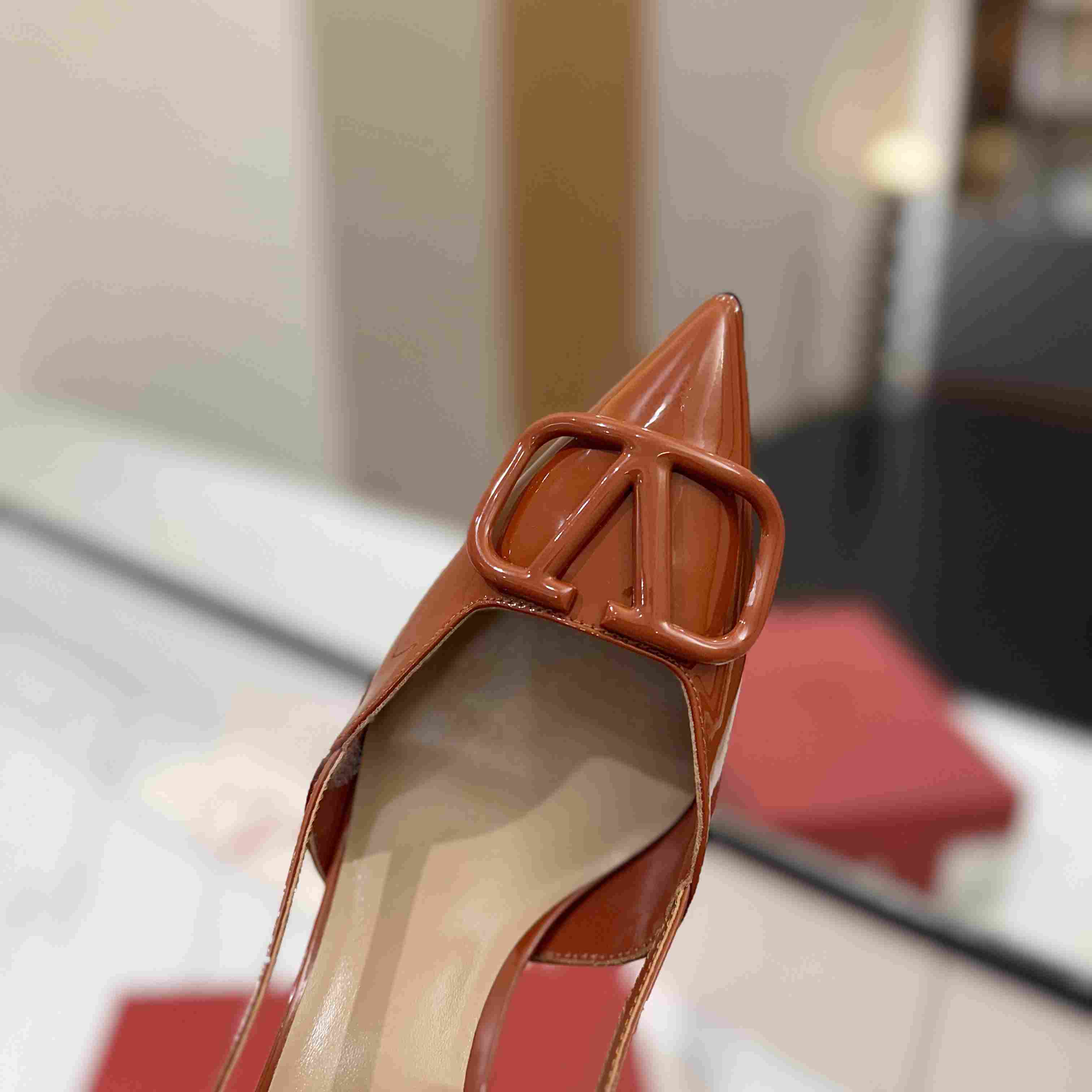 Vlogo Signature Patent Leather Slingback Pump 80mm - DesignerGu