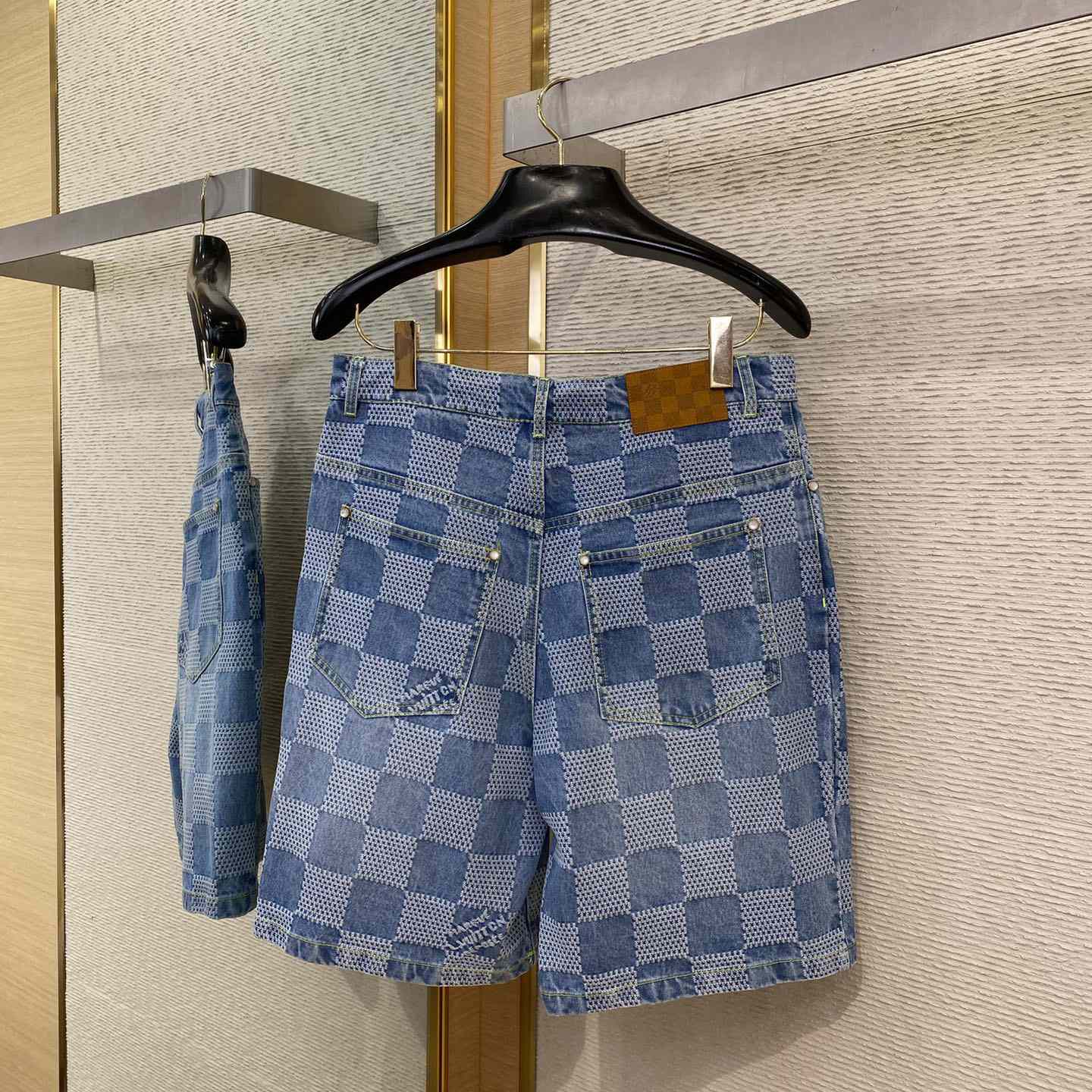 Louis Vuitton Damier Denim Short - DesignerGu