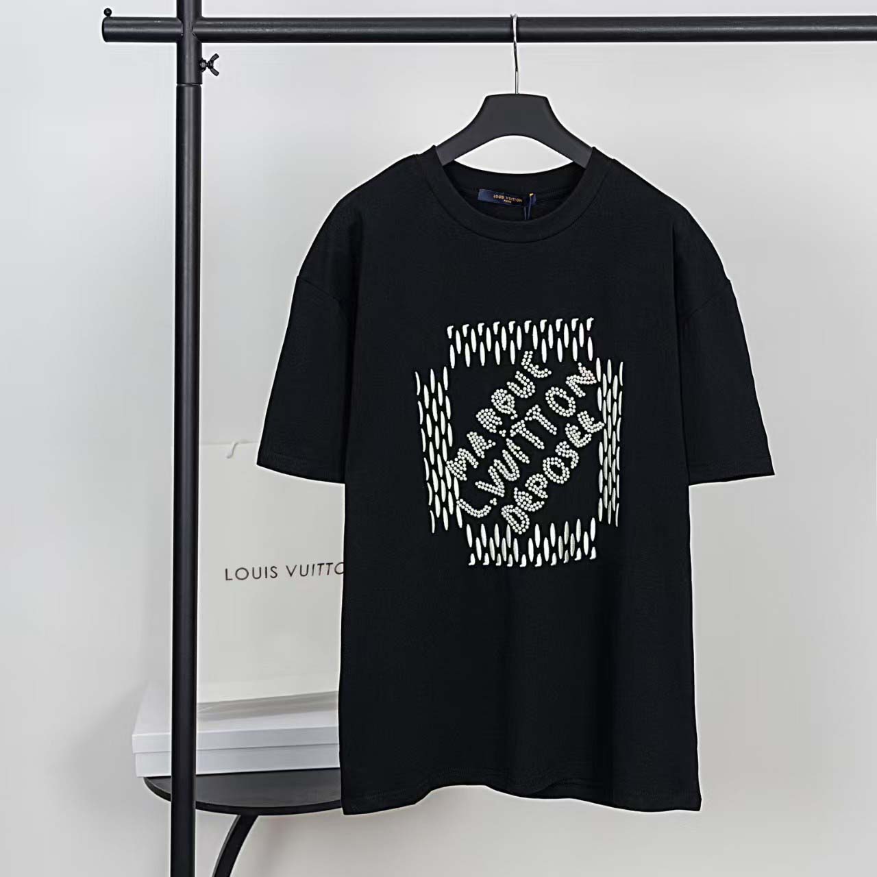 Louis Vuitton Embroidered Signature Cotton T-Shirt   1AFJFK - DesignerGu