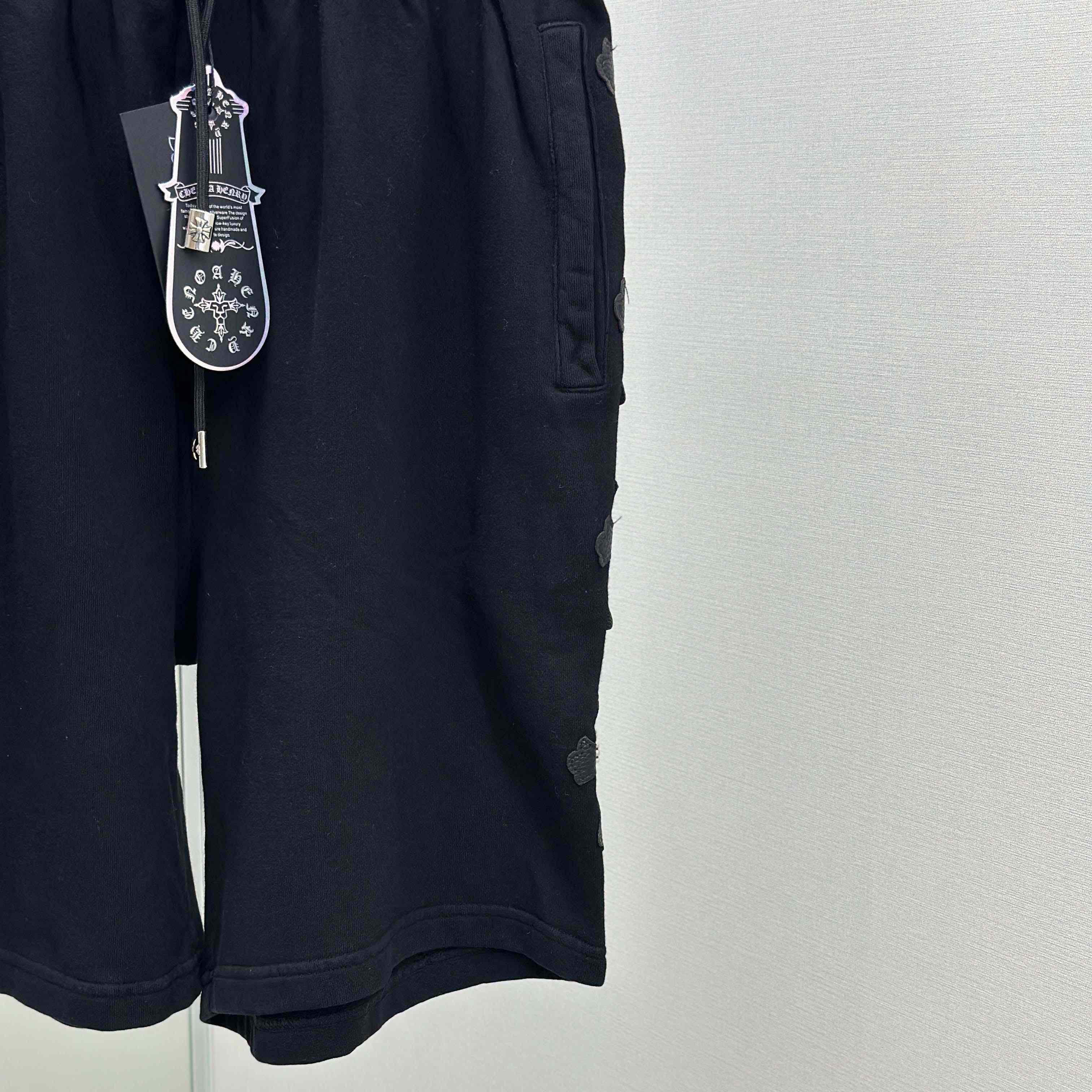 Chrome Hearts Sweatshort - DesignerGu