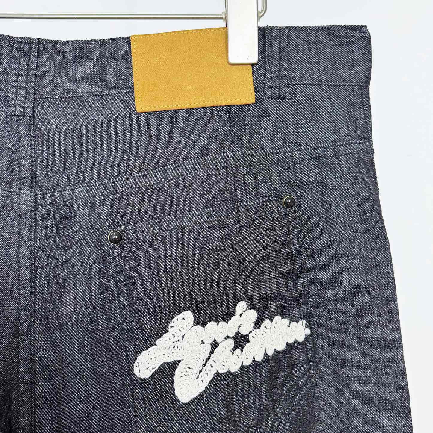 Louis Vuitton Chambray Shorts   1AHVC4 - DesignerGu