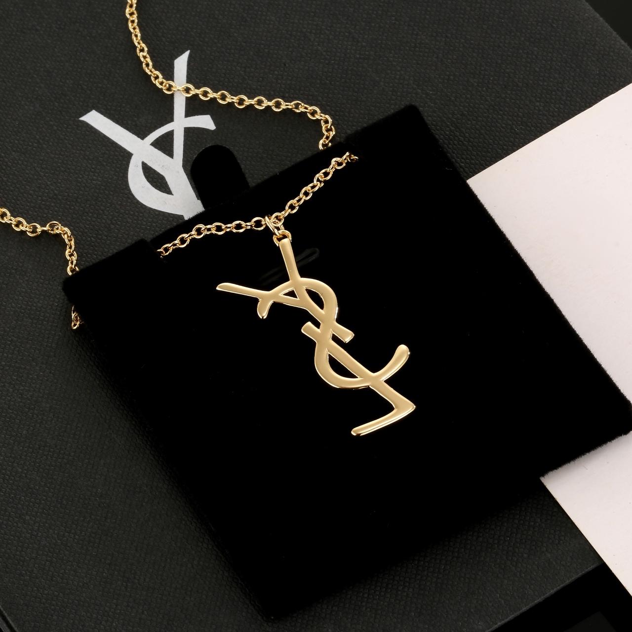 Saint Laurent Necklace - DesignerGu