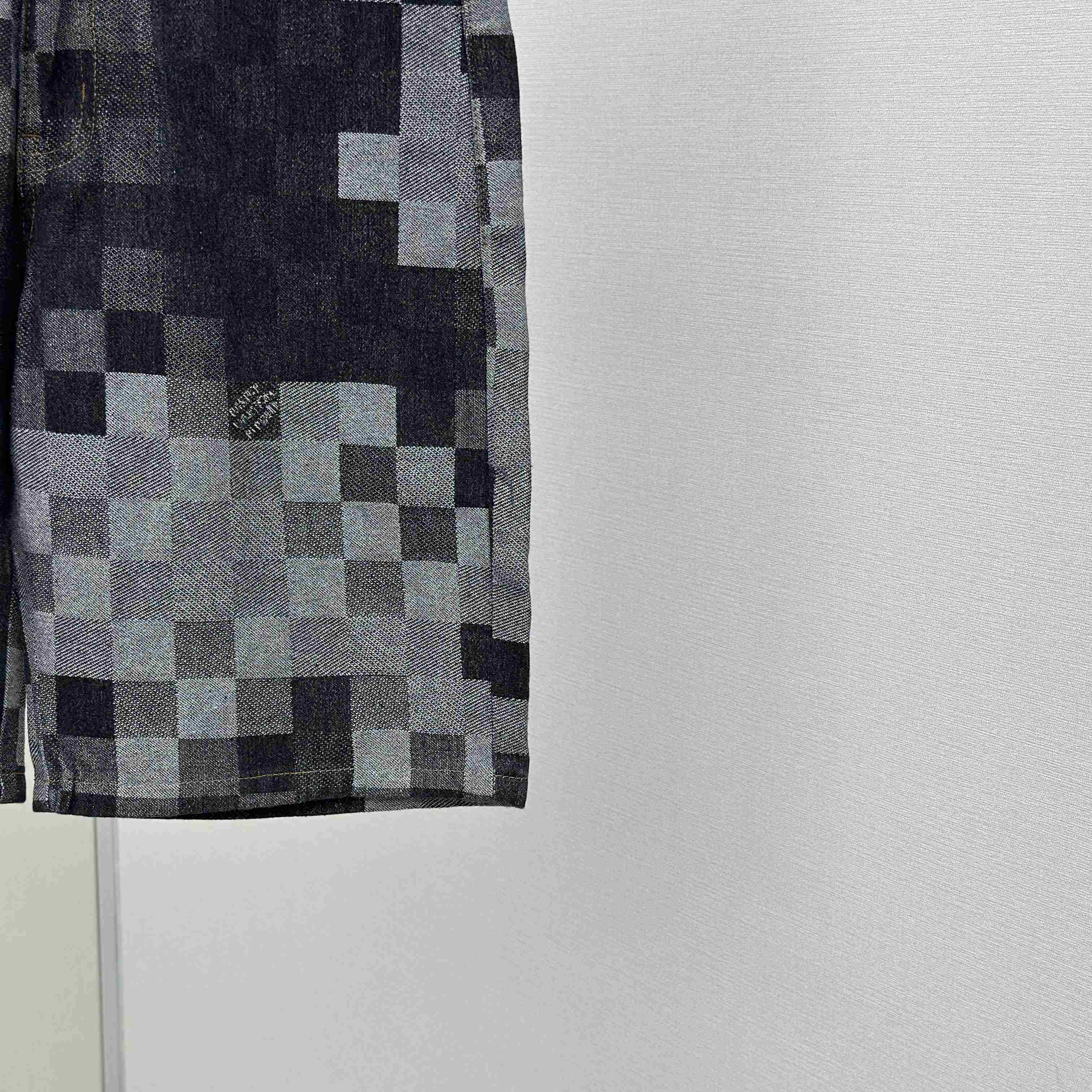 Louis Vuitton Damier Denim Shorts - DesignerGu