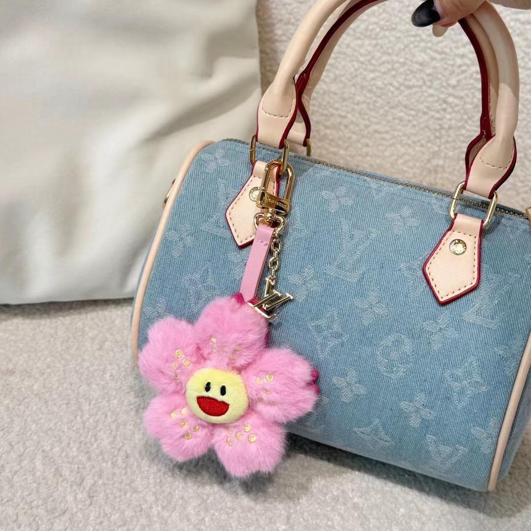 Louis Vuitton LV x TM Cherry Blossom Bag Charm   M02485 - DesignerGu