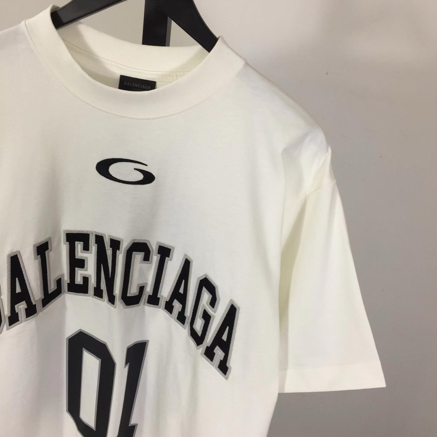 Balenciaga Basketball Series - Oversized T-Shirt In Off White - DesignerGu