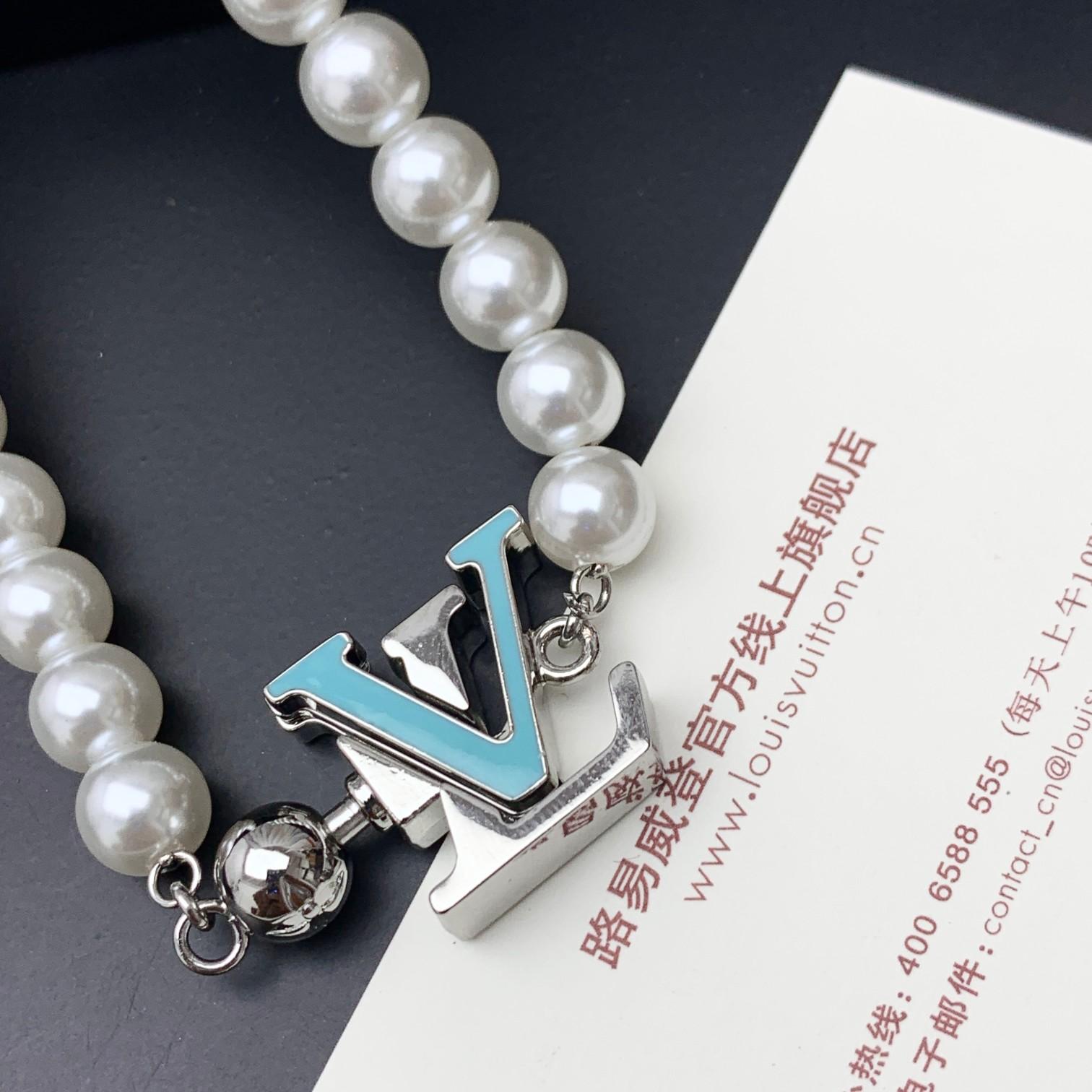 Louis Vuitton Turquoise Rodeo Necklace   M02058 - DesignerGu