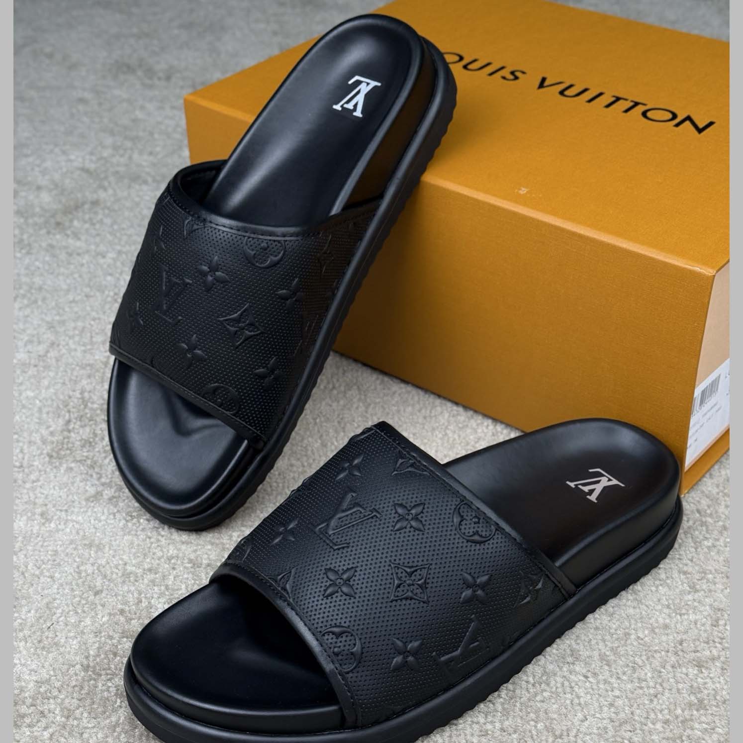 Louis Vuitton Miami Mule   1AHSNO - DesignerGu