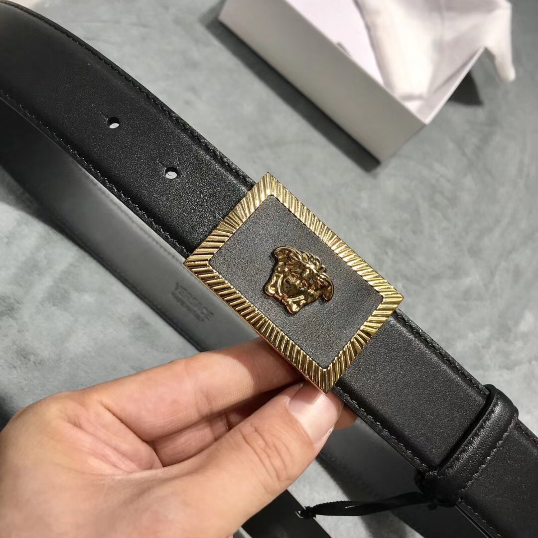 Versace Medusa Head Leather Belt - DesignerGu