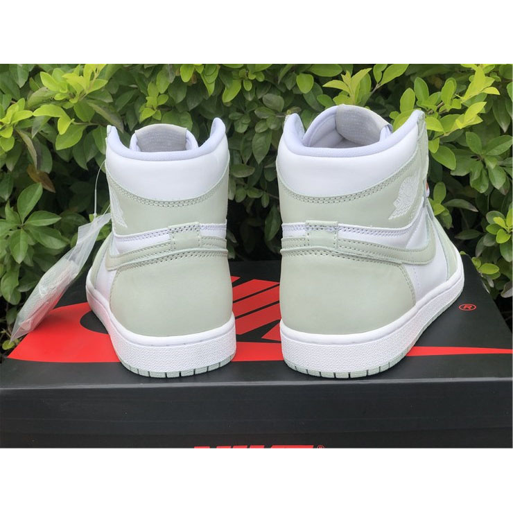 Jordan AJ1 WMNS "Seafoam"  CD0461-002 - 
