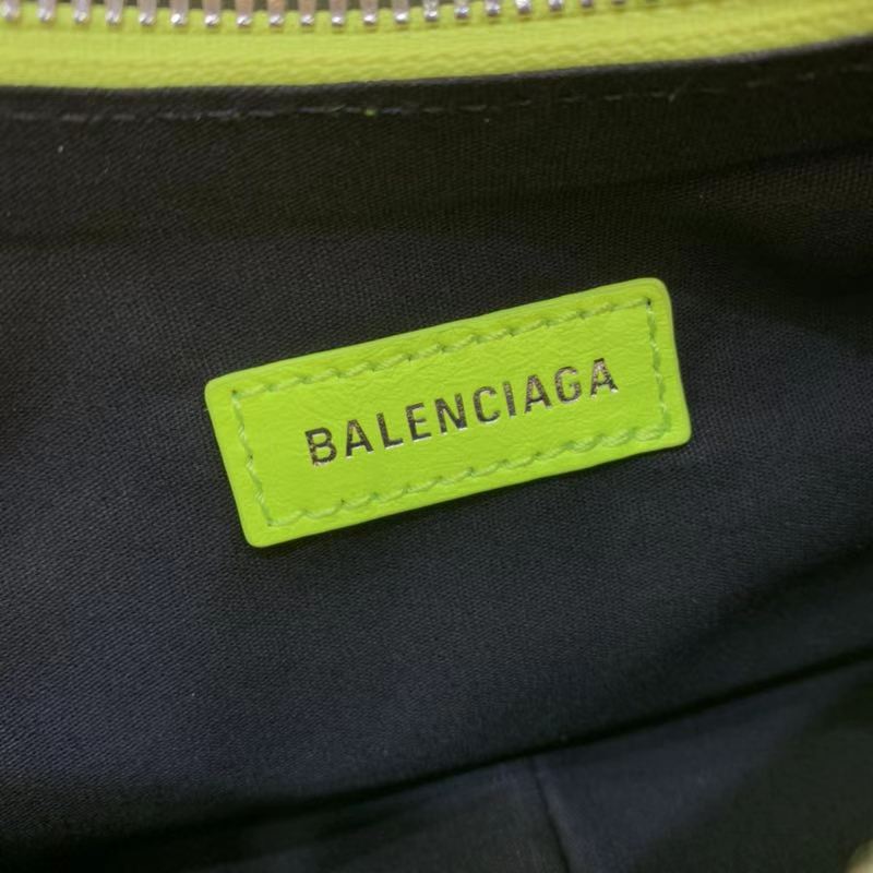 Balenciaga Le Cagole Shoulder Bag(26-12-6cm) - 