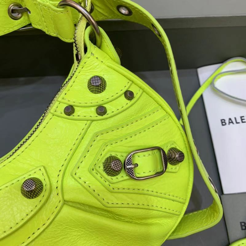 Balenciaga Le Cagole Shoulder Bag(26-12-6cm) - 