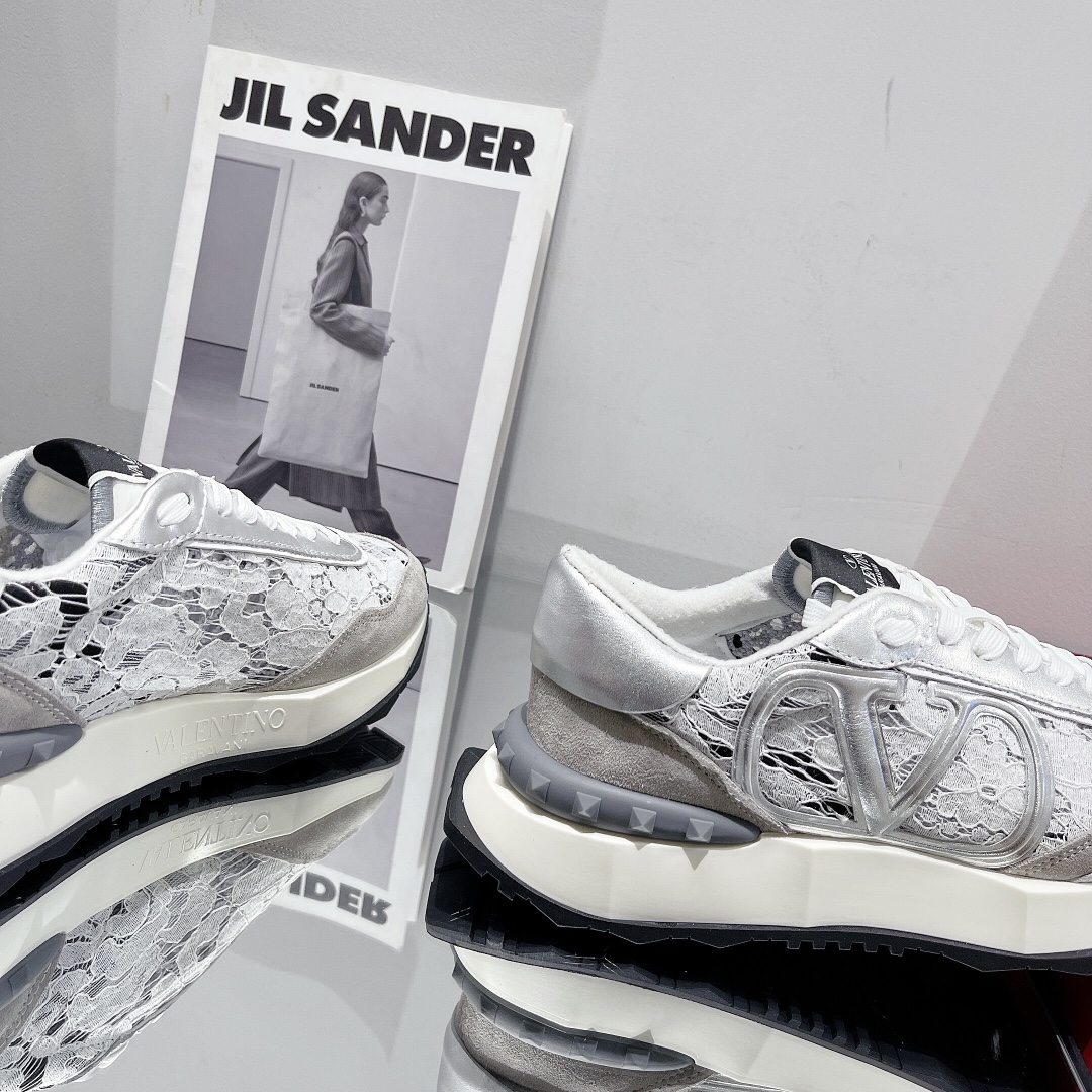 Valenti  Hollow Out Series Sneaker - DesignerGu