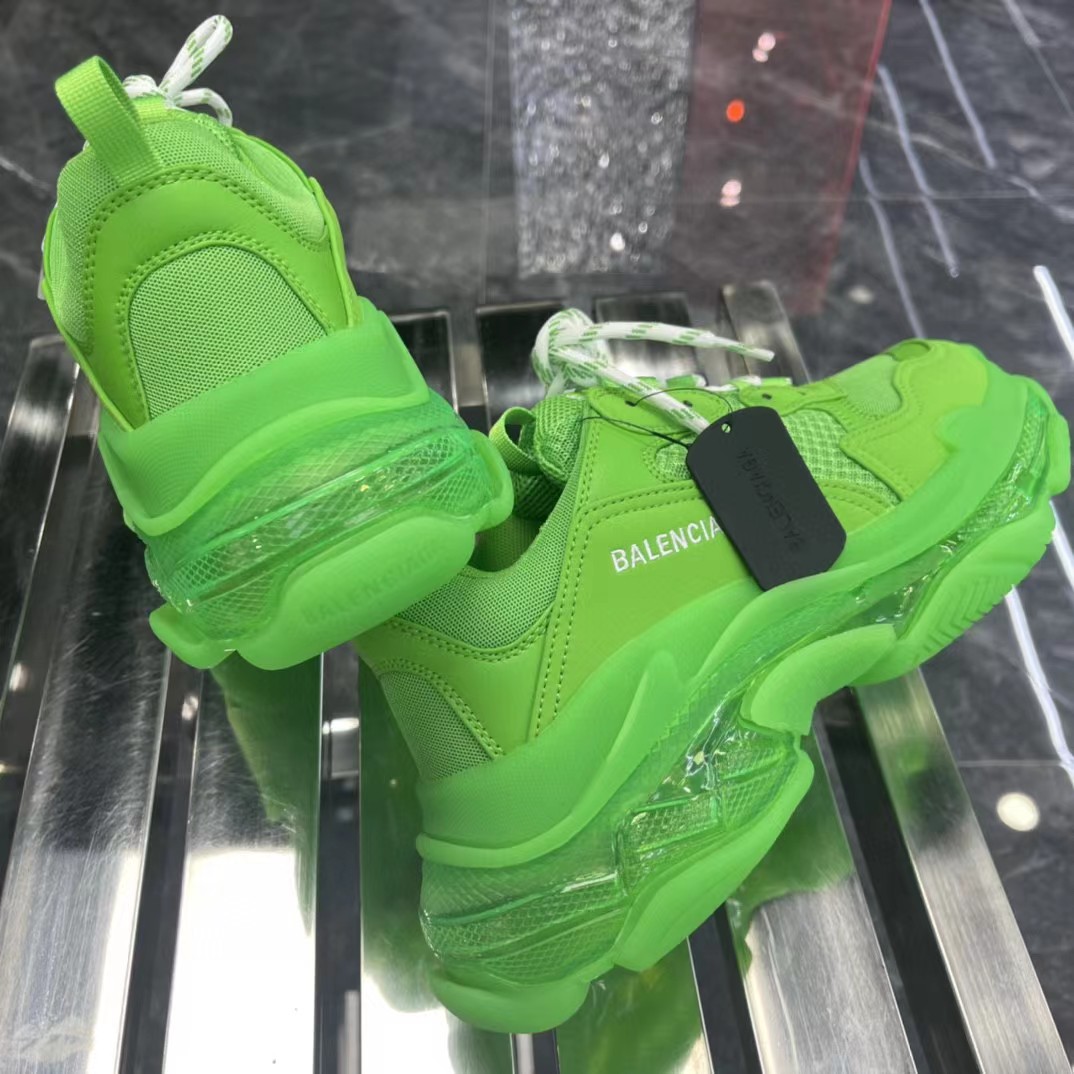 Balenciaga Triple S Sneaker - DesignerGu