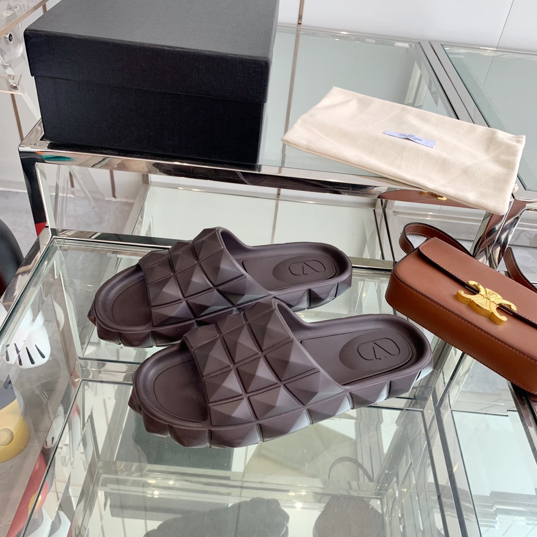 Valenti Roman Stud Turtle Slide Sandal In rubber - DesignerGu
