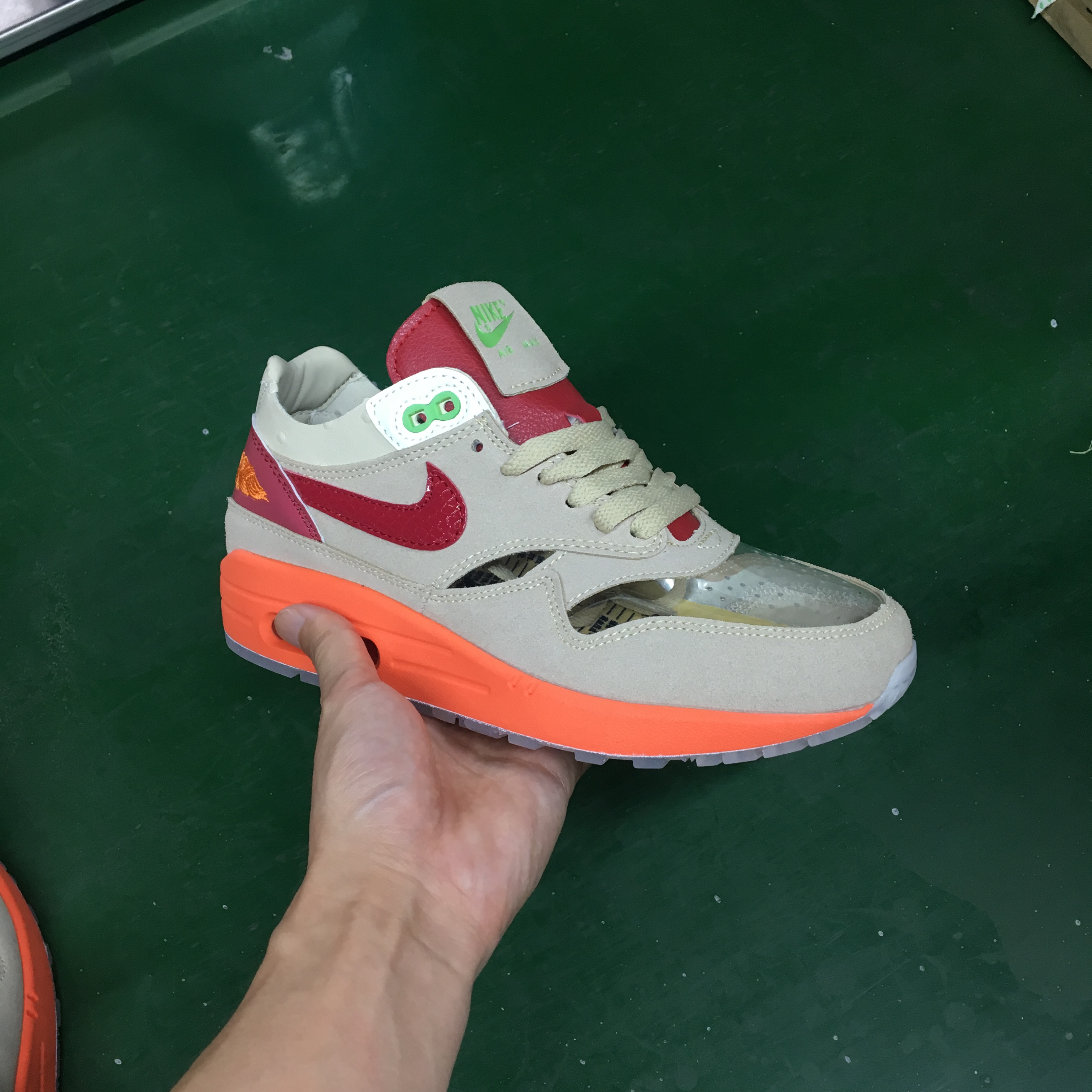 Nike Air Max 1 ''Kiss Of Death''Sneaker - 