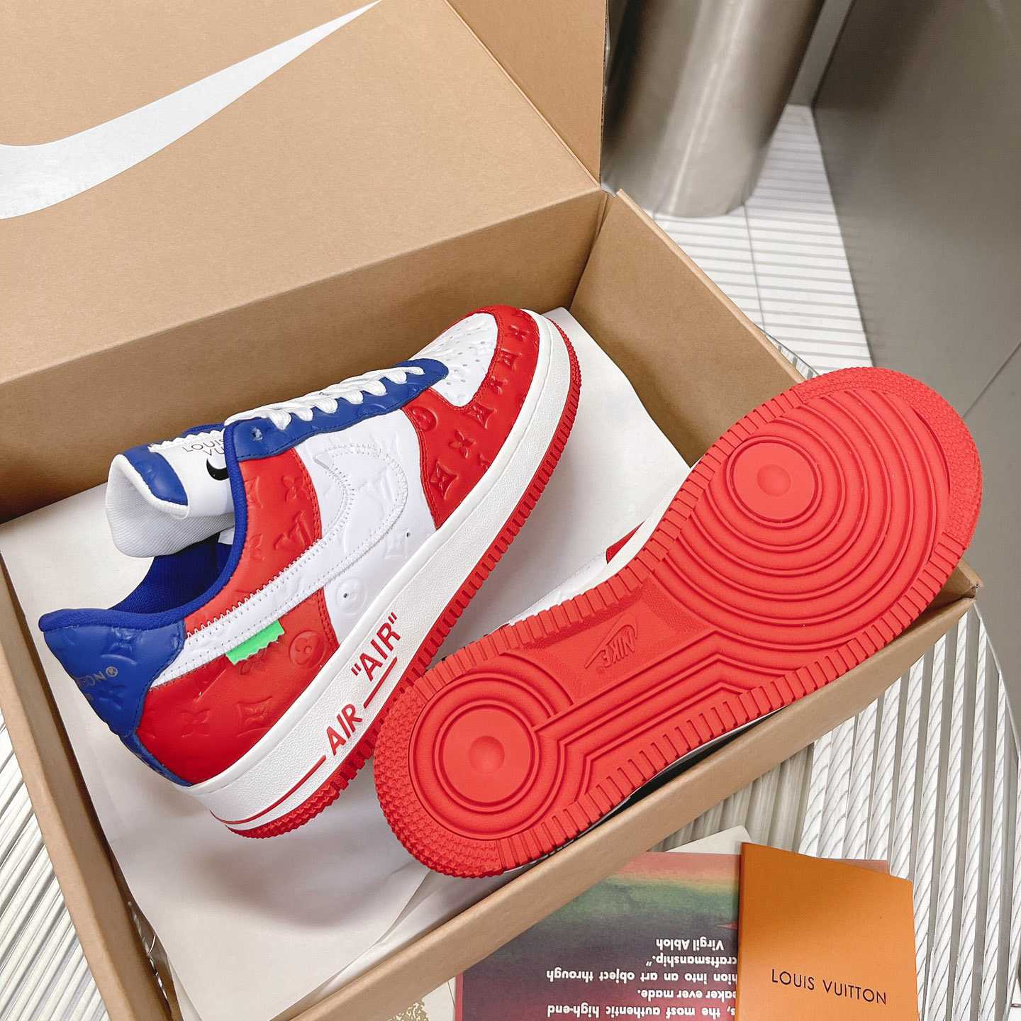 Louis Vuitton x Air Jordan1 Low AJ1 Sneaker - 
