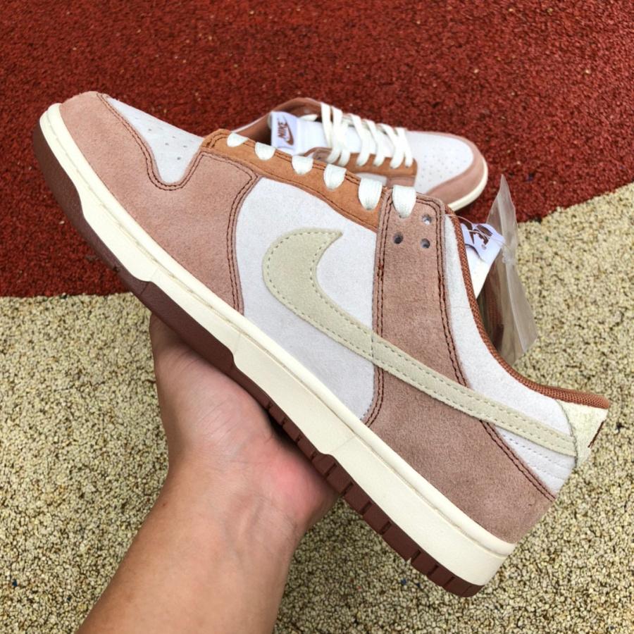 Nike Dunk Low PRM “Medium Curry” Sneaker       DD1390-100 - 