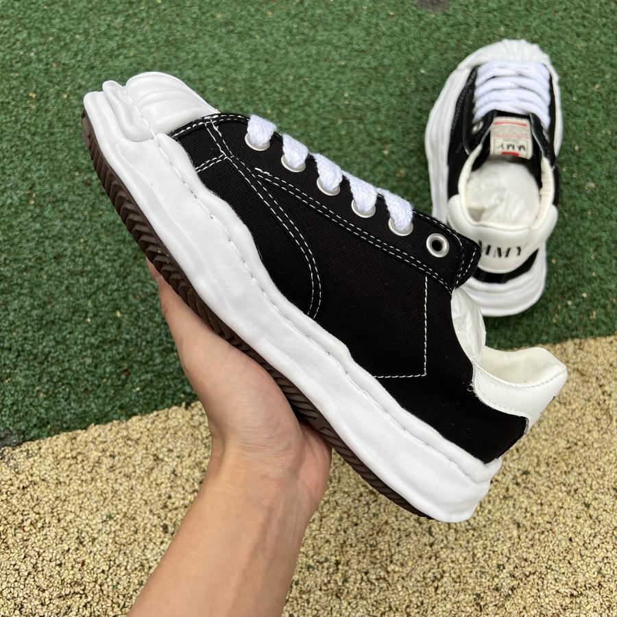 Maison Mihara Yasuhiro Original Sole Toe Cap Lowcut Canvas Sneaker - 