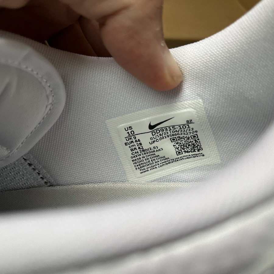 Air Jordan 1 Low Golf Sneakers      DD9315-101 - 