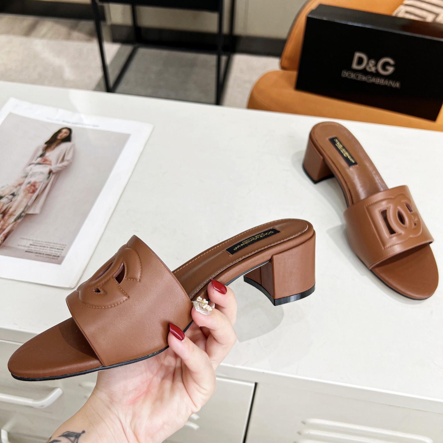 Dolce & Gabbana Calfskin Sliders With DG Logo - DesignerGu
