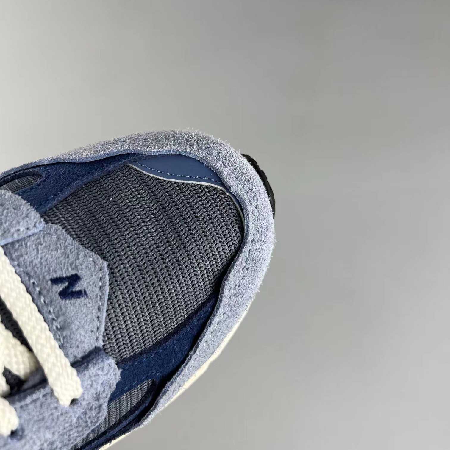 New Balance " Refined Future "  Sneakers         M2002RDI  - 