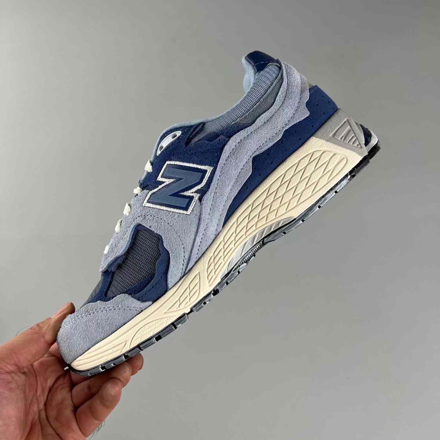New Balance " Refined Future "  Sneakers         M2002RDI  - 