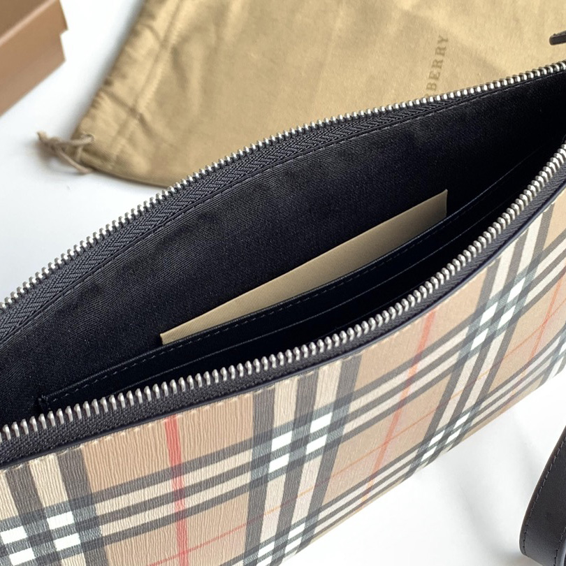 Burberry Vintage Check Canvas Zip Pouch(30cm*19.5cm) - DesignerGu