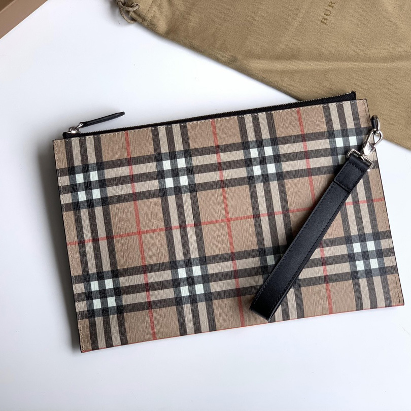 Burberry Vintage Check Canvas Zip Pouch(30cm*19.5cm) - DesignerGu
