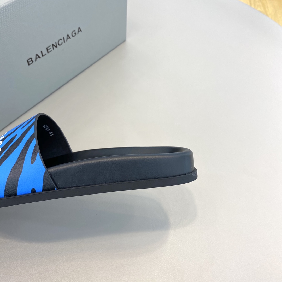 Balenciaga Pool Slide Sandal  - DesignerGu