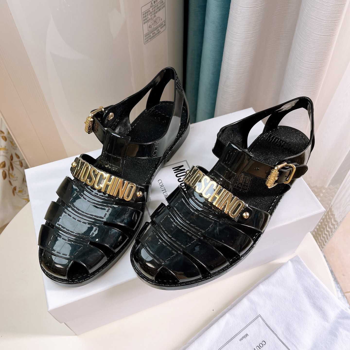 Moschino Logo-plaque Closed-Toe Sandals - DesignerGu