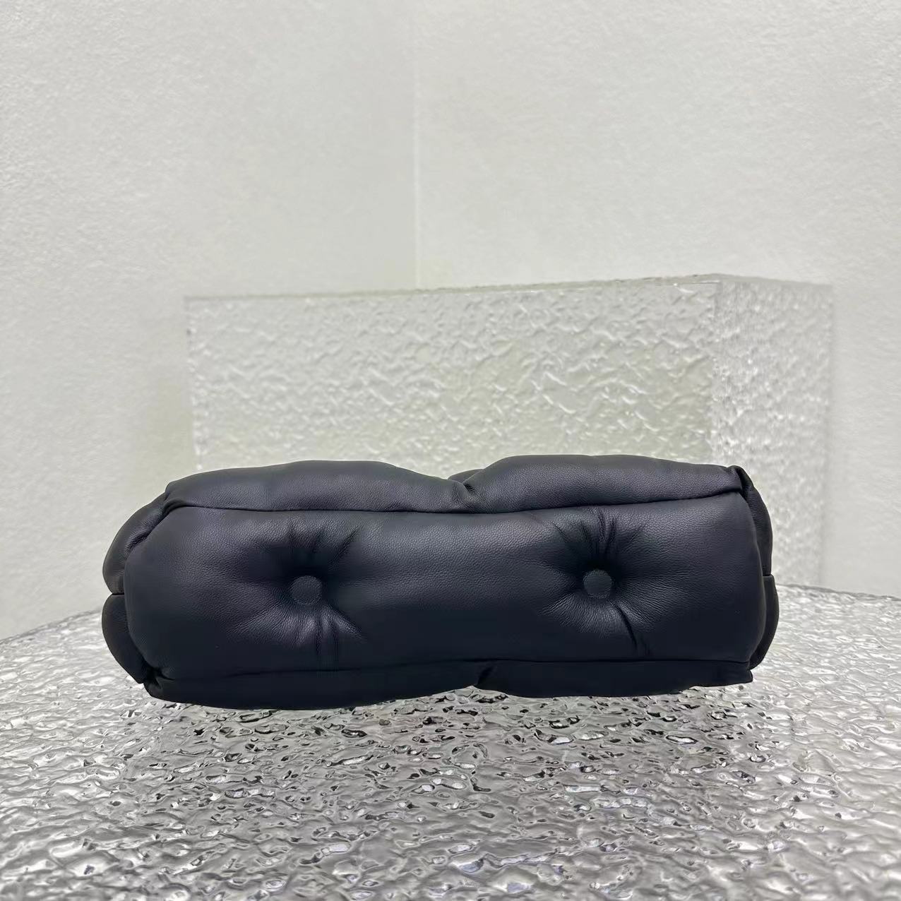 Maison Margiela Glam Slam Classique Medium Shoulder Bag(30-22-10cm) - 